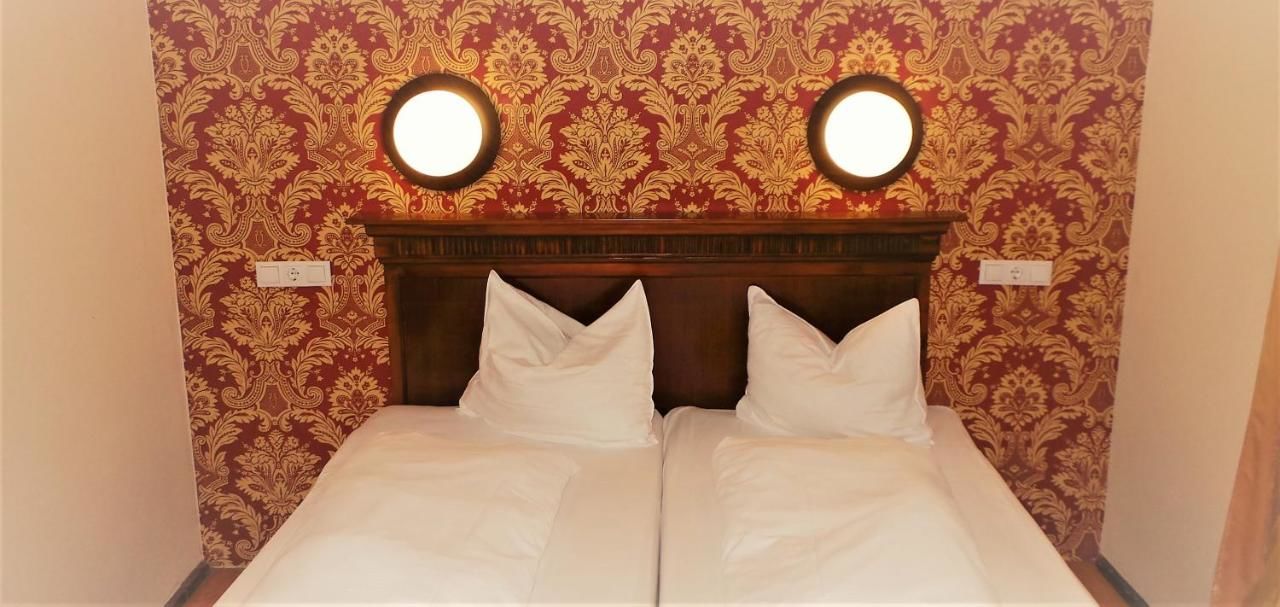 Отель Hotel Sonne Сибиу