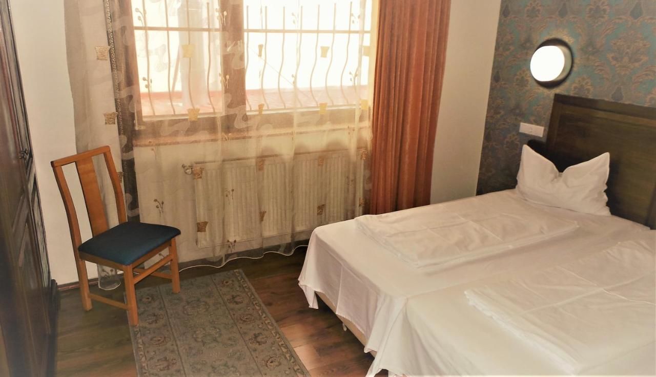 Отель Hotel Sonne Сибиу
