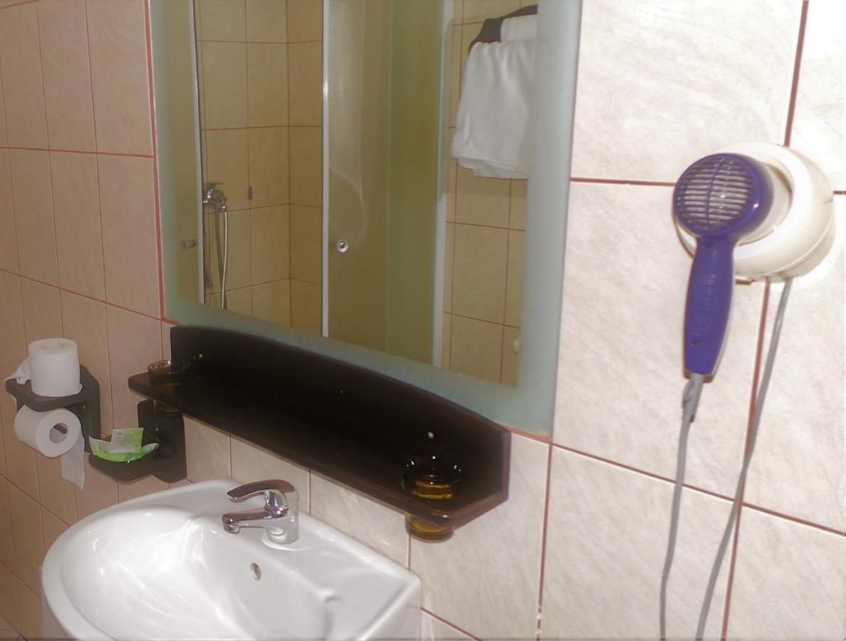 Отель Hotel Sonne Сибиу