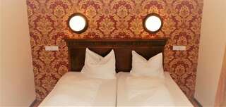 Отель Hotel Sonne Сибиу Двухместный номер с 2 отдельными кроватями-57